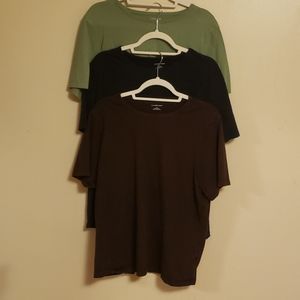 Lot of three Land's End Large 100% cotton t-shirts
